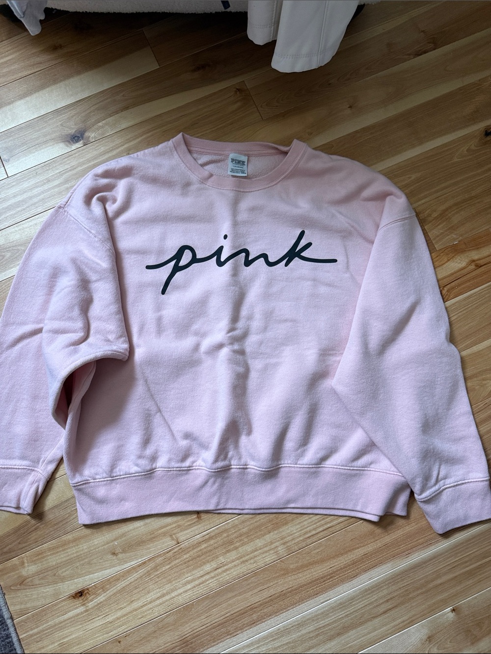 VS Pink Crewneck Sweatshirt - Pink
